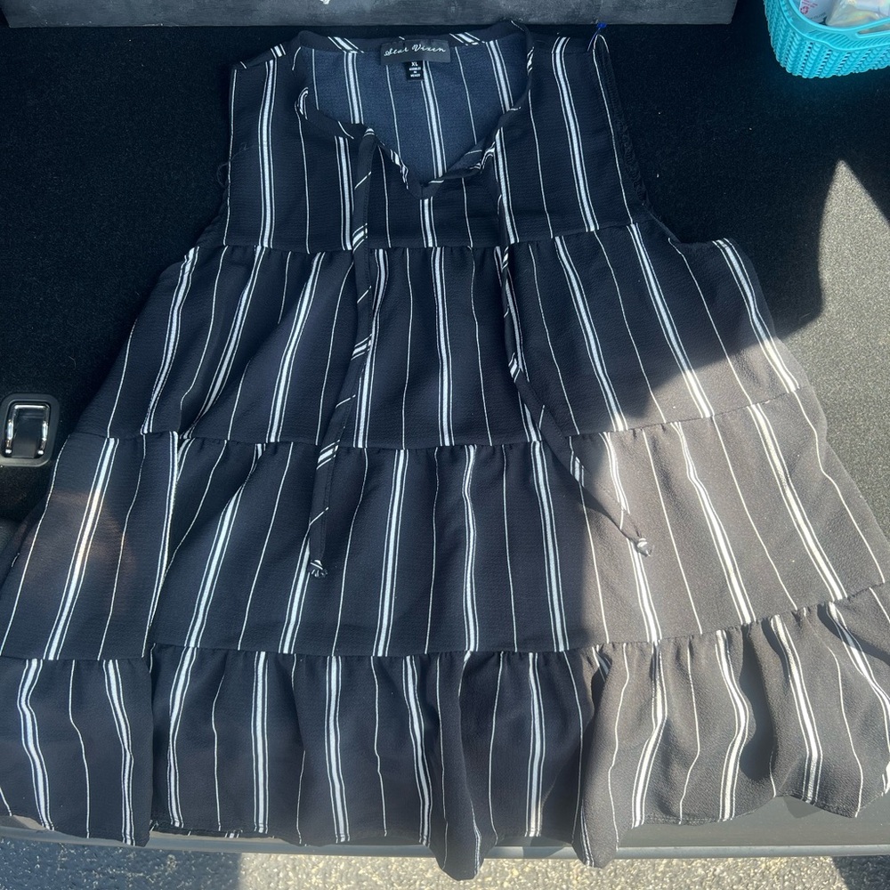 Tank top - Picture 3 of 3